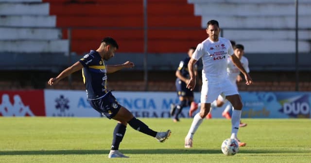 General Caballero JLM - Sportivo Trinidense